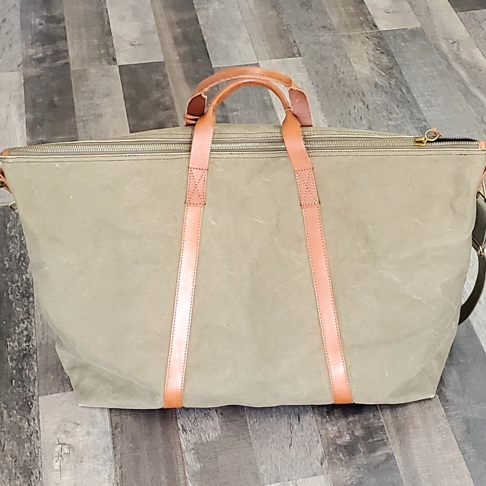 Madewell Essential Weekender Washed Canvas Bag, Army Gr./Brown Leather, EUC - Picture 13 of 15